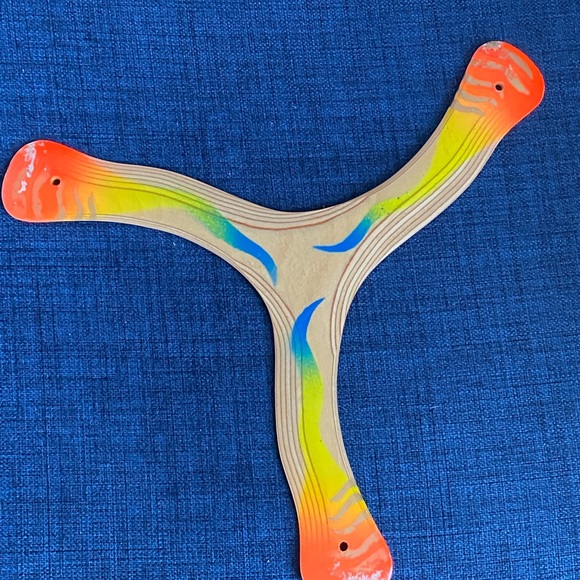 FAST CATCH BOOMERANG ~ good for beginner teens and adults - Picture 2 of 5